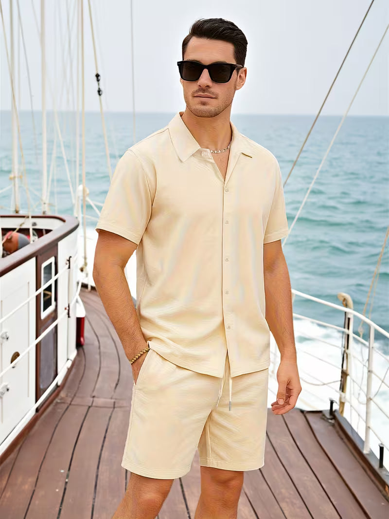 Men’s Khaki Short-Sleeve Shirt and Shorts Set – 2-Piece Summer Outfit